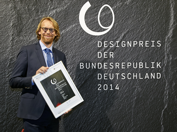 Mit dem Preis in Gold in der Kategorie Produkt Design wurde BMW für den Sportwagen "BMW i8" ausgezeichnet. Den höchsten Preis in dieser Kategorie nahm Jacob Benoit entgegen