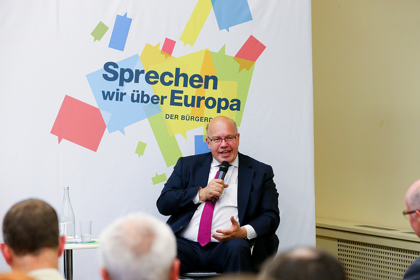 Wie soll unsere gemeinsame Zukunft in der Europäischen Union aussehen? Darüber diskutierte Bundeswirtschaftsminister Altmaier am 10. Juli 2018 mit zahlreichen Bürgerinnen und Bürgern in der Kreisstadt des Landkreises Barnim im Nordosten Brandenburgs.