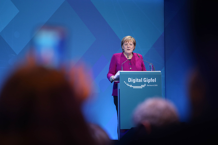 Bundeskanzlerin Angela Merkel hob zum Abschluss in ihrer Keynote den Stellenwert Europas hervor: „Wir sollten im gesamten Bereich der Digitalisierung so weit wie möglich europäisch denken.“