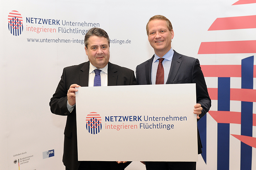 Bundeswirtschaftsminister Sigmar Gabriel (links) und DIHK-Präsident Dr. Schweitzer.