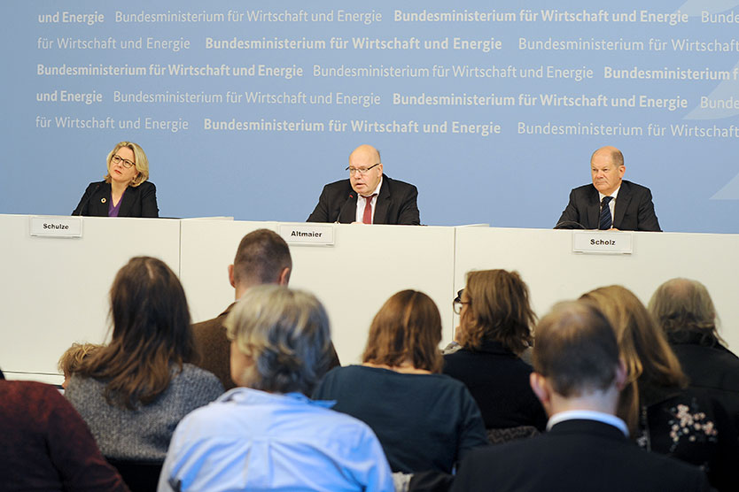 Bundesumweltministerin Svenja Schulze, Bundeswirtschaftsminister Peter Altmaier, Bundesfinanzminister Olaf Scholz (v.l.n.r.)
