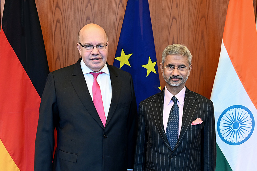 Bundeswirtschaftsminister Peter Altmaier (links) und der indische Außenminister Jaishankar (rechts).