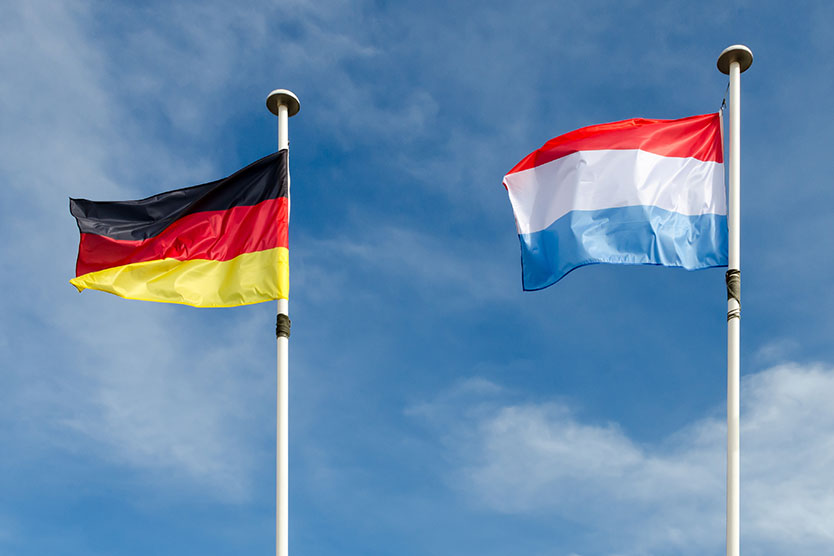 Flaggen Deutschland und Luxemburg