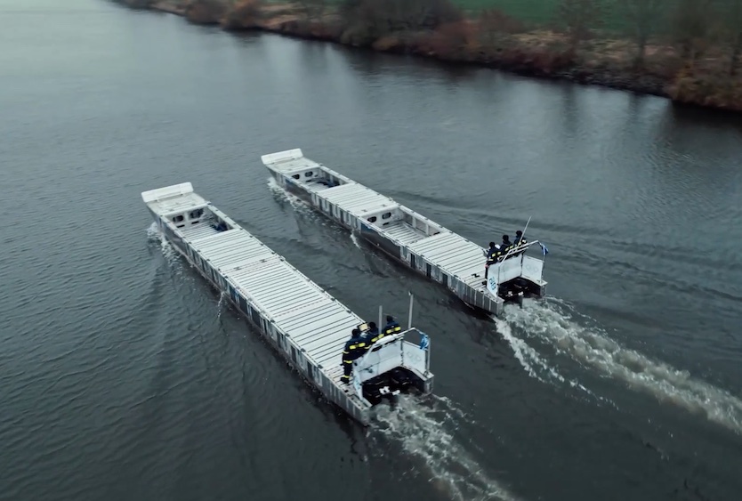 Neues Ponton-Boot-System für den Katastropheneinsatz vor dem Einsatz – gefördert durch das Bundeswirtschaftsministerium