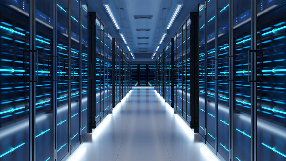 Serverraum mit großen Daten in Frankreich als Symbol für ein Rechenzentrum