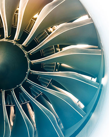 Turbine eines Flugzeugs symbolisiert das Thema Schwerpunkte der Wirtschaftspolitik