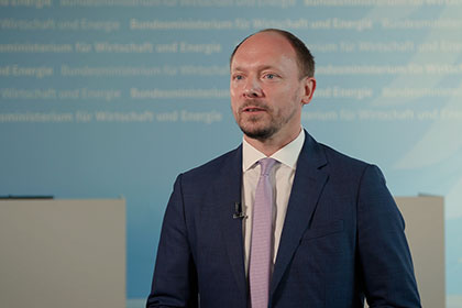 Screenshot aus dem Video Marco Wanderwitz: Der Parlamentarische Staatssekretä im Bundesministerium für Wirtschaft und Energie stellt sich vor