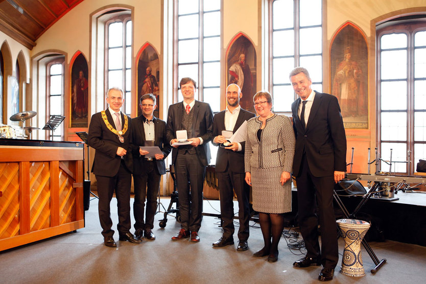 PSt Gleicke mit den Preisträgern des Deutschen Musikinstrumentenpreises 2015
