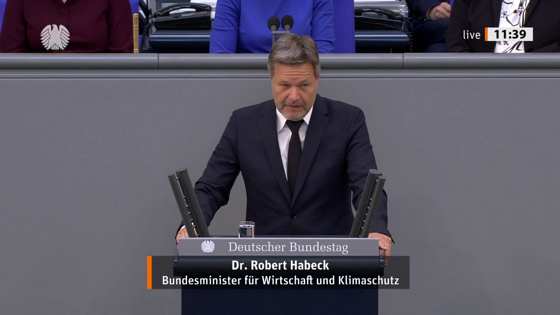 Bundesminister Robert Habeck aus dem Bundestag zur Lage mit Russland 