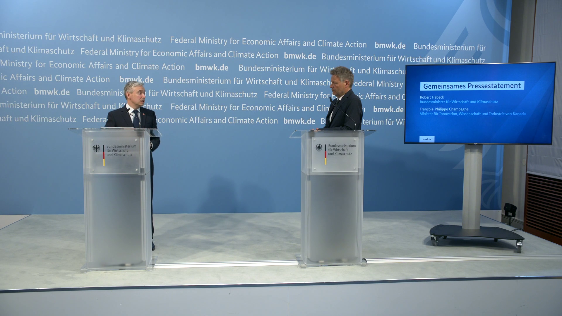Pressestatement von Bundesminister für Wirtschaft und Klimaschutz Robert Habeck und Minister François-Philippe Champagne