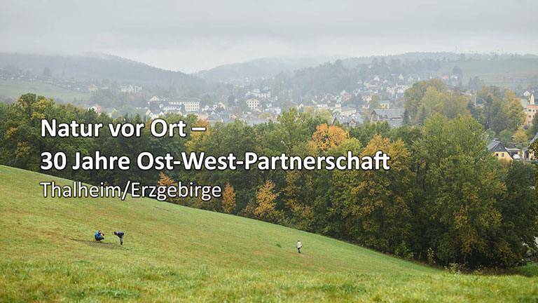 Screenshot aus dem Video Naturschutzverein Zwönitztal e.V.: „Natur vor Ort – 30 Jahre Ost-West-Partnerschaft“ | Thalheim, Erzgebirge