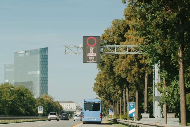 Verkehrsversuch „Blue Lane“ als temporäre Umweltspur im Rahmen der IAA MOBILITY