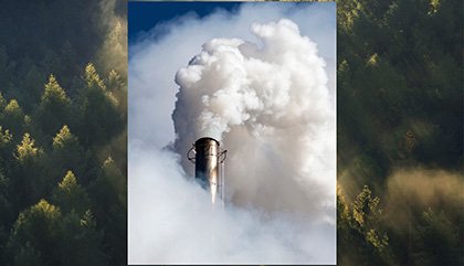 Rauchendes Kohlekraftwerk